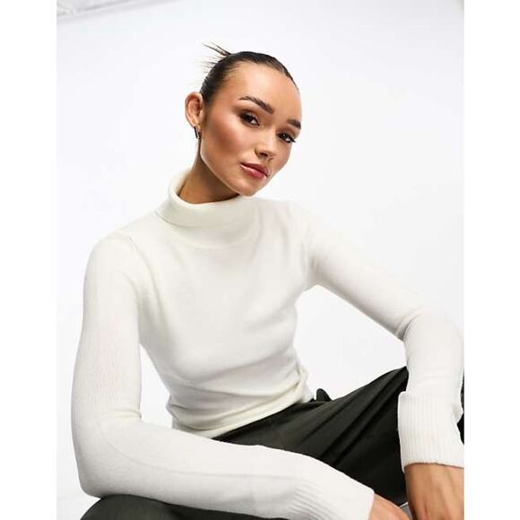 NWT French Connection Winter White Ribbed Turtleneck, Long Sleeve, Classic, XL - Picture 1 of 13